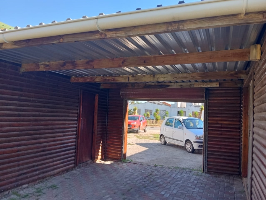3 Bedroom Property for Sale in C Place Eastern Cape